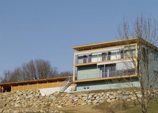 Ein Lebens(t)raum wird wahr-Das Haus L in Hanglage